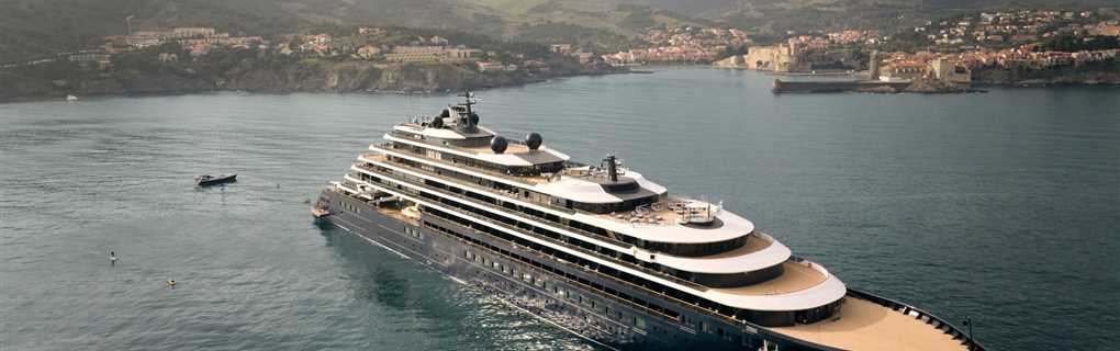 ritz carlton yacht