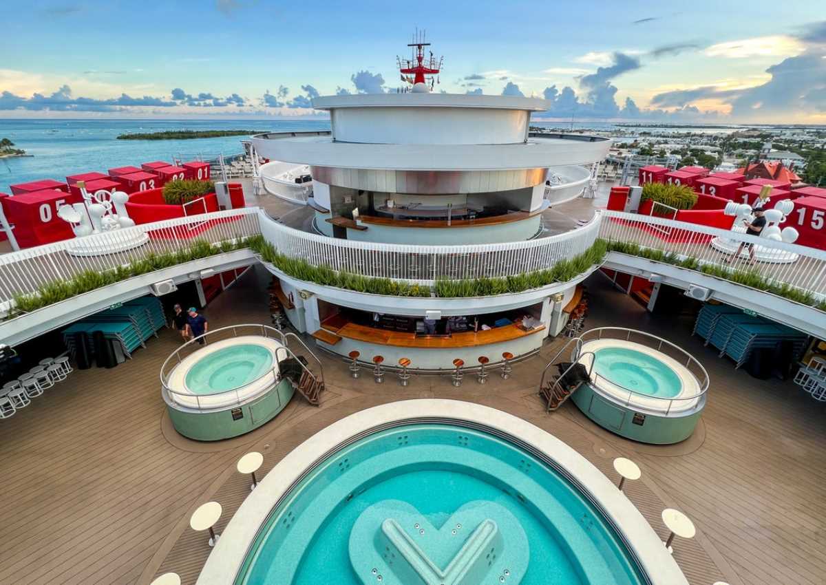 Virgin Voyages TOP